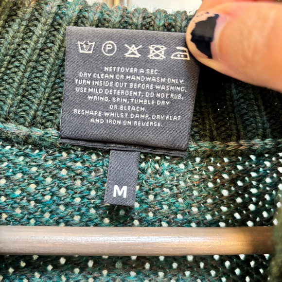 University of Notre Dame Aran Mills 1/4 Zip Heritage Collection Wool Sweater - Picture 8 of 10